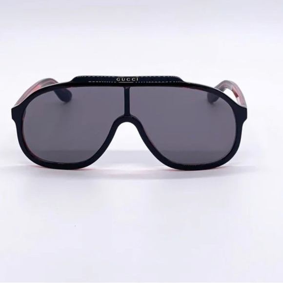 New - GUCCI GG1038S SUNGLASSES
001 Black & Red - Picture 5 of 14